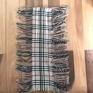 Burberry Cashmere Scarve